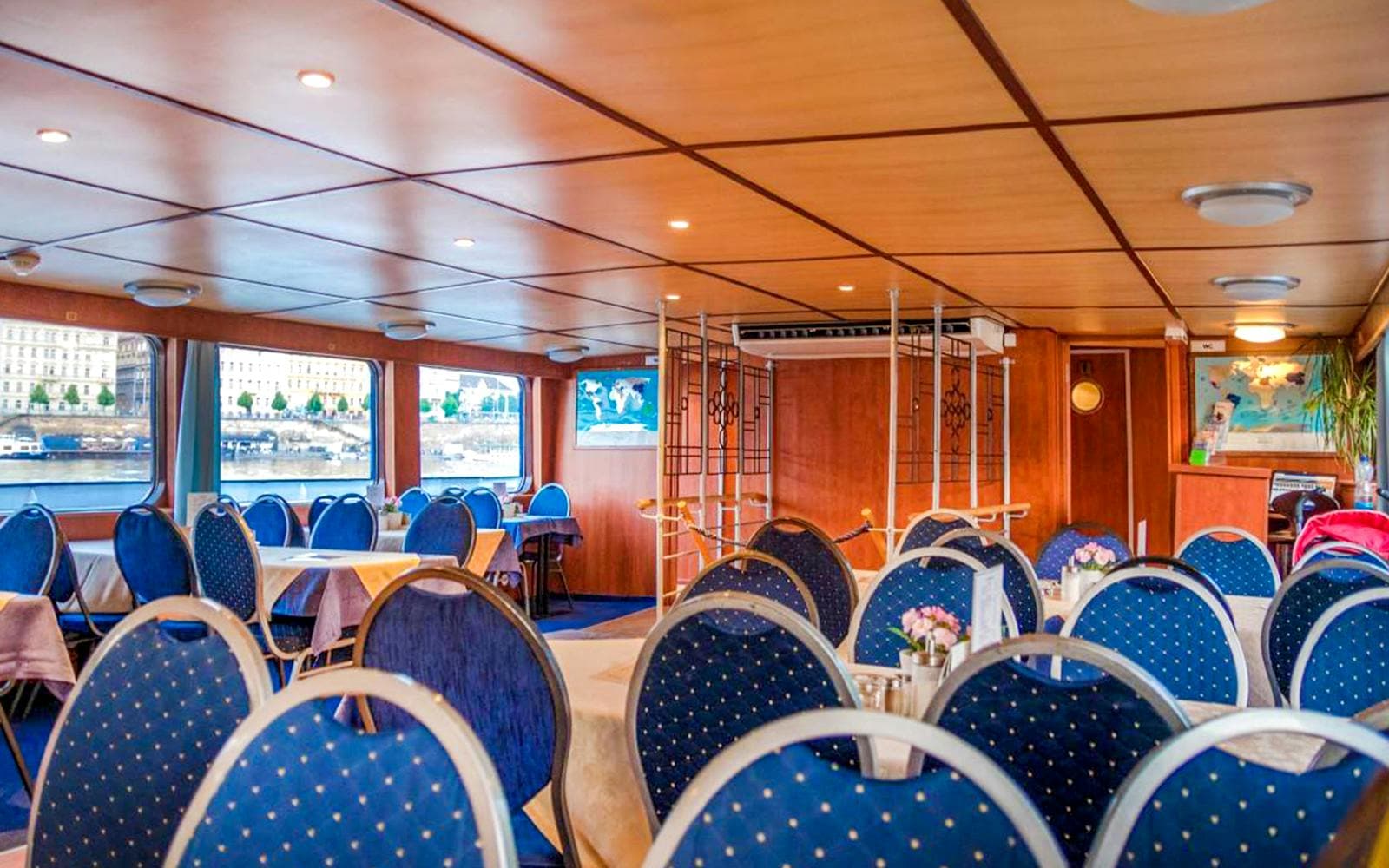Prague Sightseeing Boat Cruise with Buffet Dinner - image 3