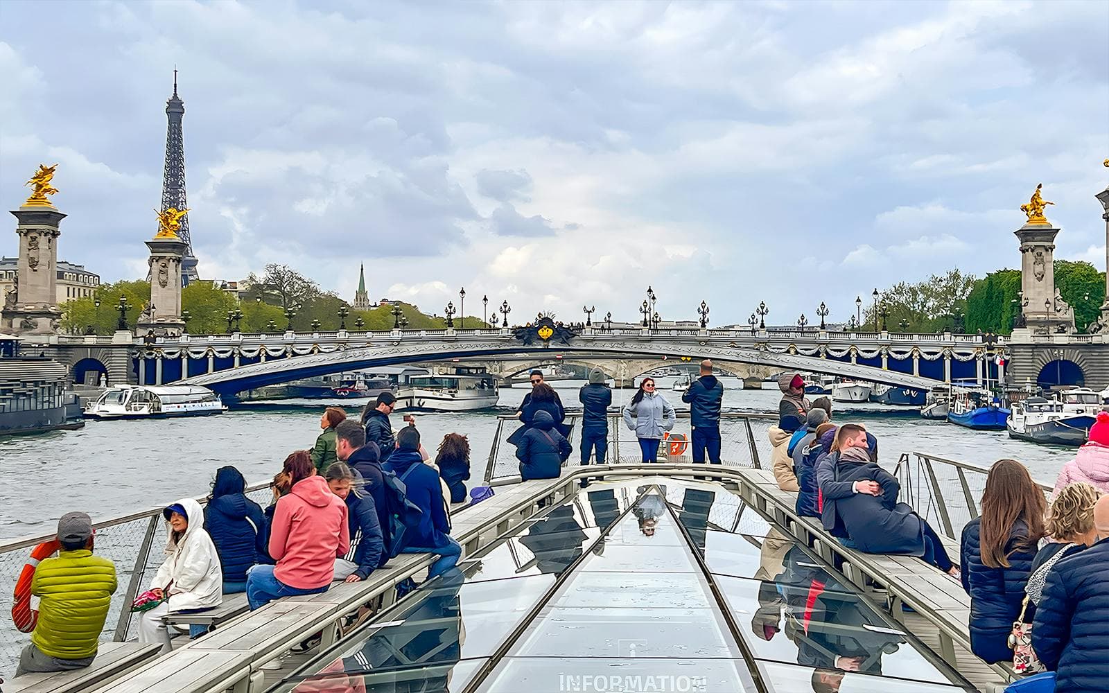 Croisière promenade d'une heure sur la Seine depuis la Tour Eiffel - image 4