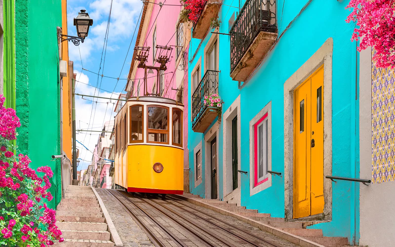 Lisboa Card: Access to 50+ Attractions & Unlimited Public Transportation - image 6