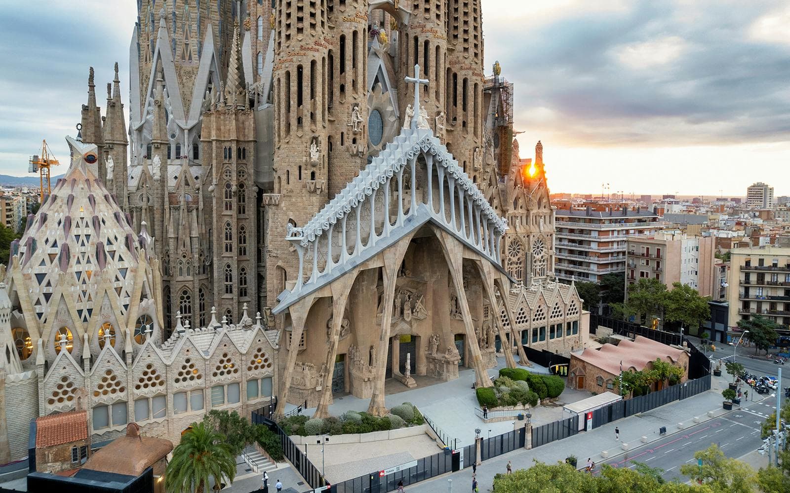 Billets d'accès rapide à la Sagrada Familia - image 10