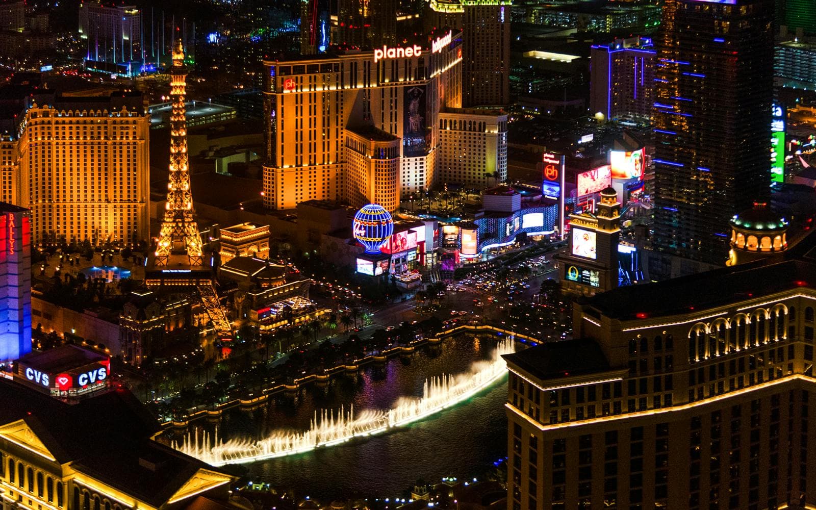 Tour nocturne en hélicoptère de 12 minutes sur les points forts du Strip de Las Vegas - image 8