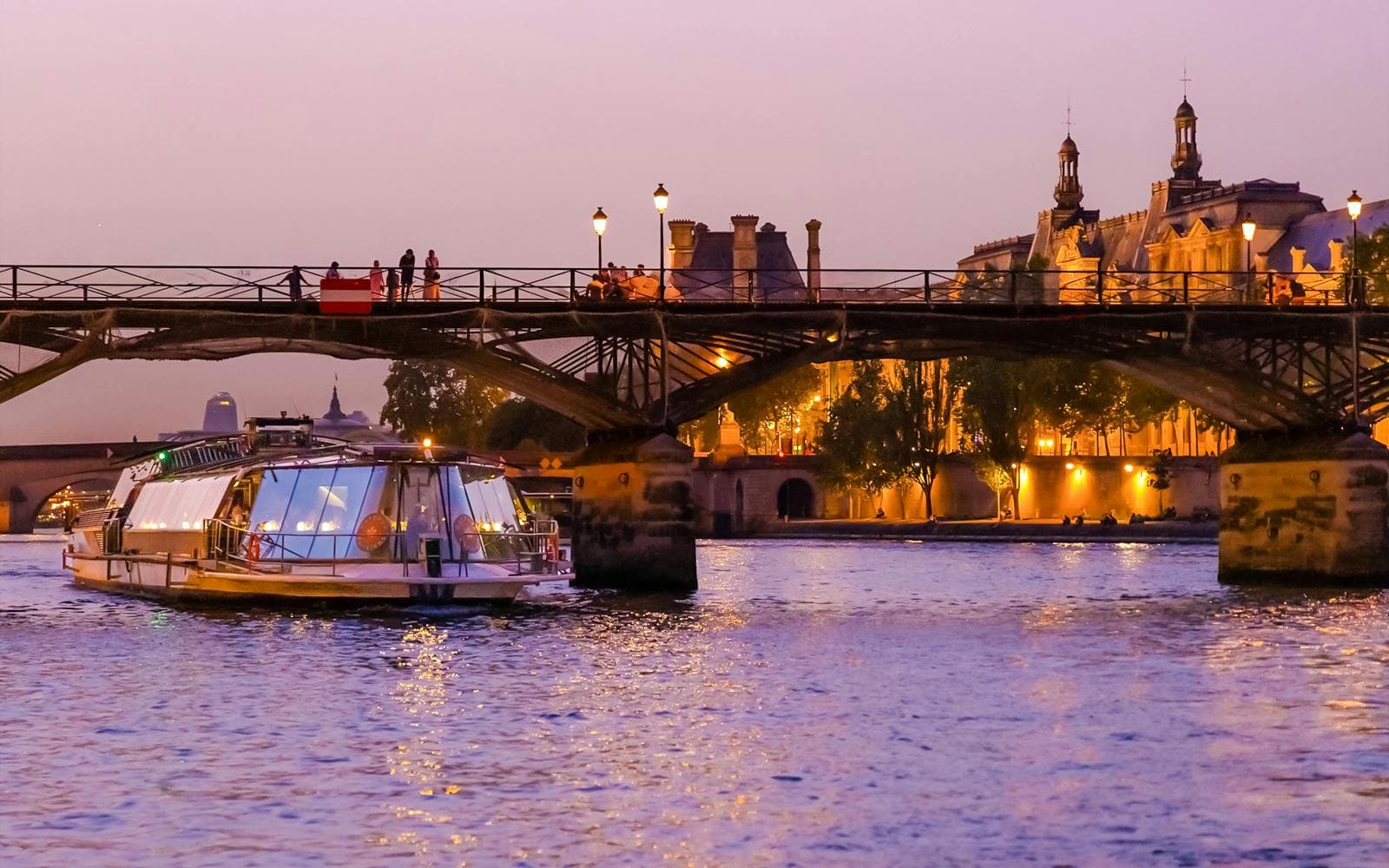 Croisière promenade illuminée de 1 h à Paris en soirée - image 6