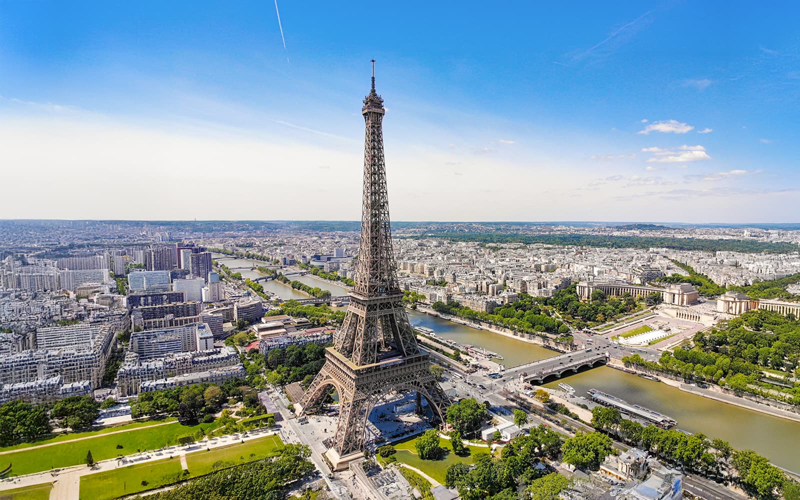 Tour guiado a la Torre Eiffel en ascensor: entrada reservada a la cima o al segundo piso