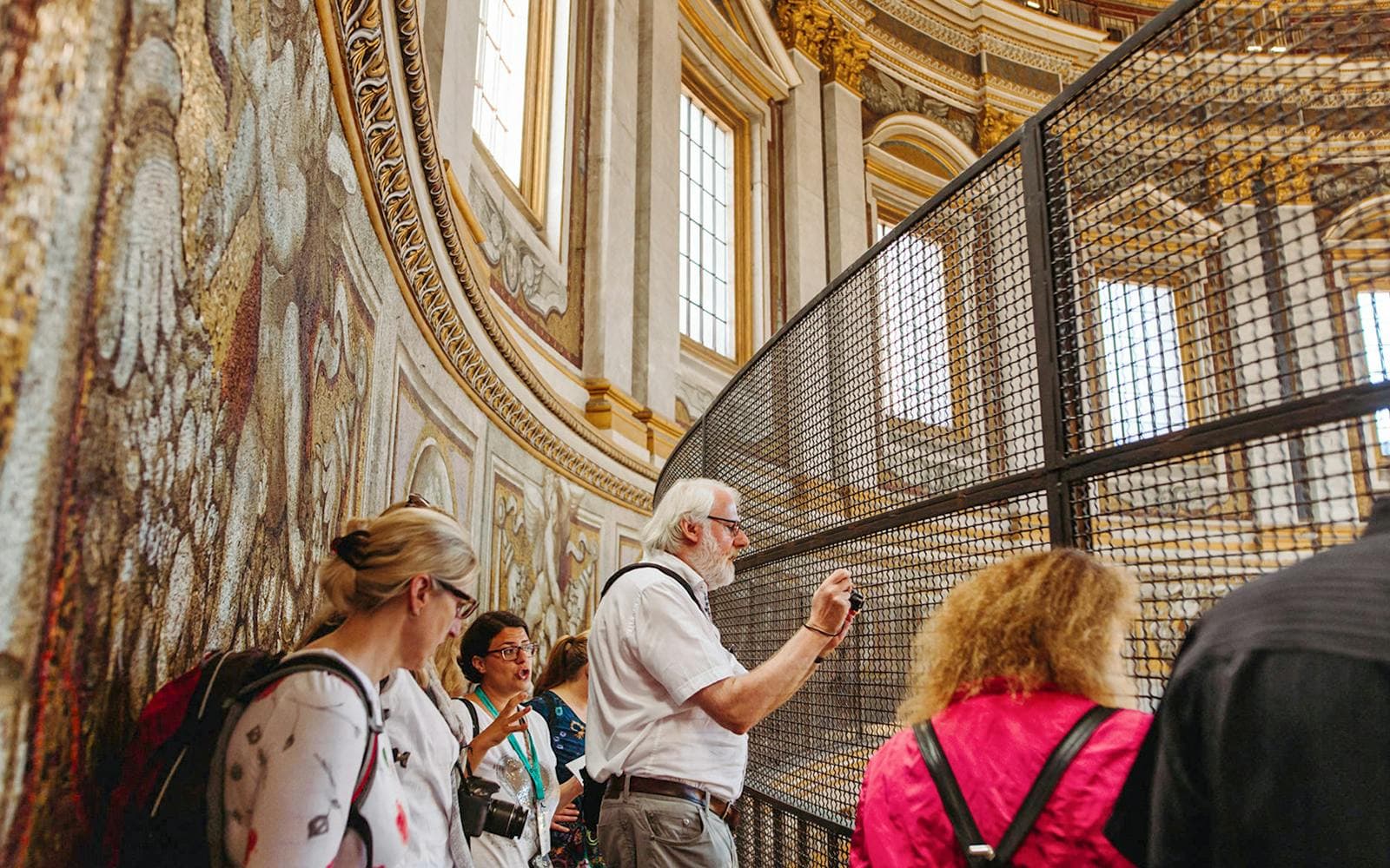 Billets d'entrée prioritaires pour la basilique Saint-Pierre, avec accès à la coupole et audioguide - image 4